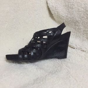 Aerosoles Size 9 Plush Padded Wedge Heels Black